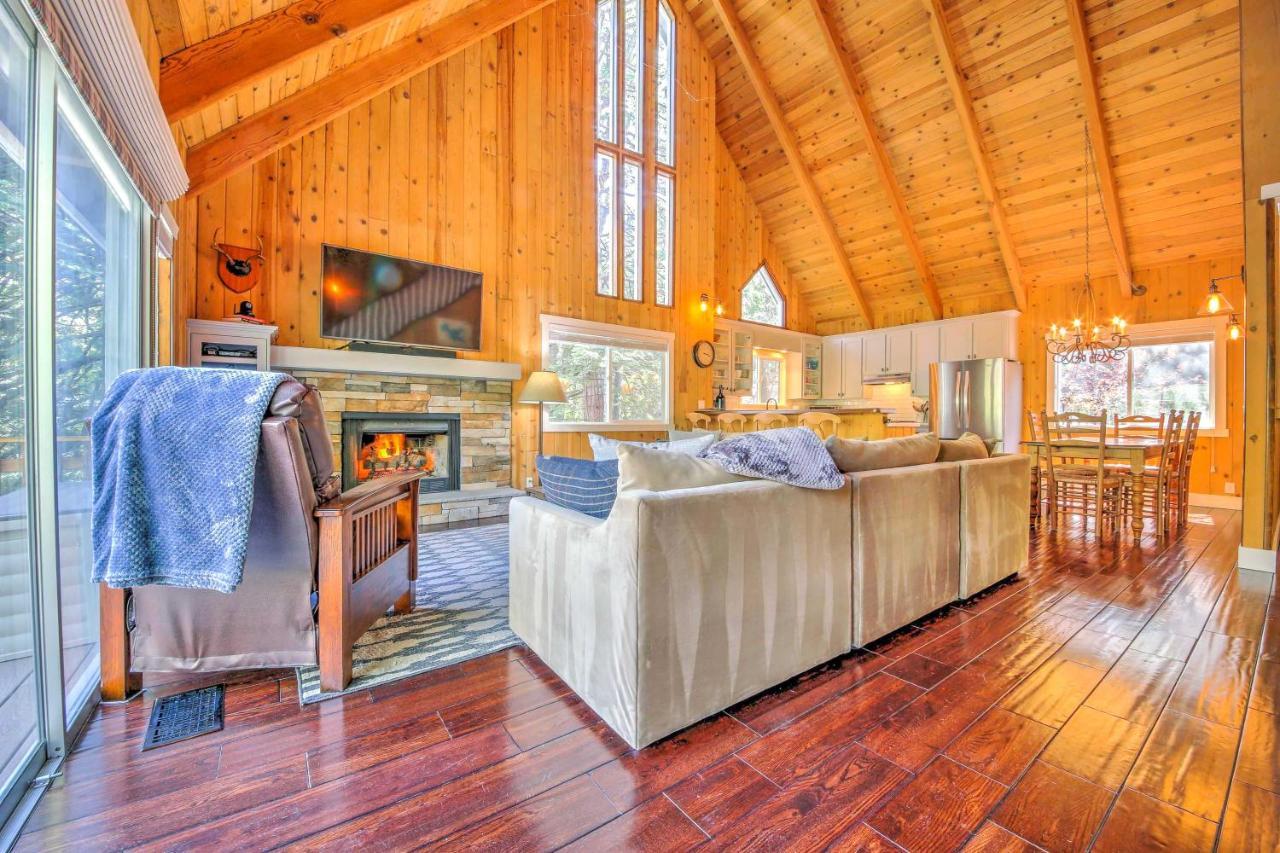 Gorgeous Lake Arrowhead Retreat Game Room And Deck מראה חיצוני תמונה